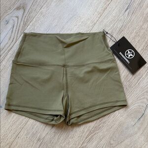 Savage barbell army green high rise booty shorts. New. Small